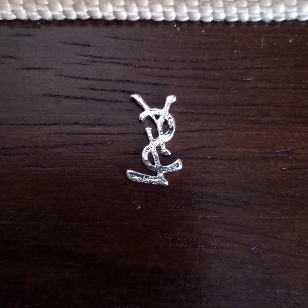 NEW  SILVER 3D METAL NAIL CHARMS